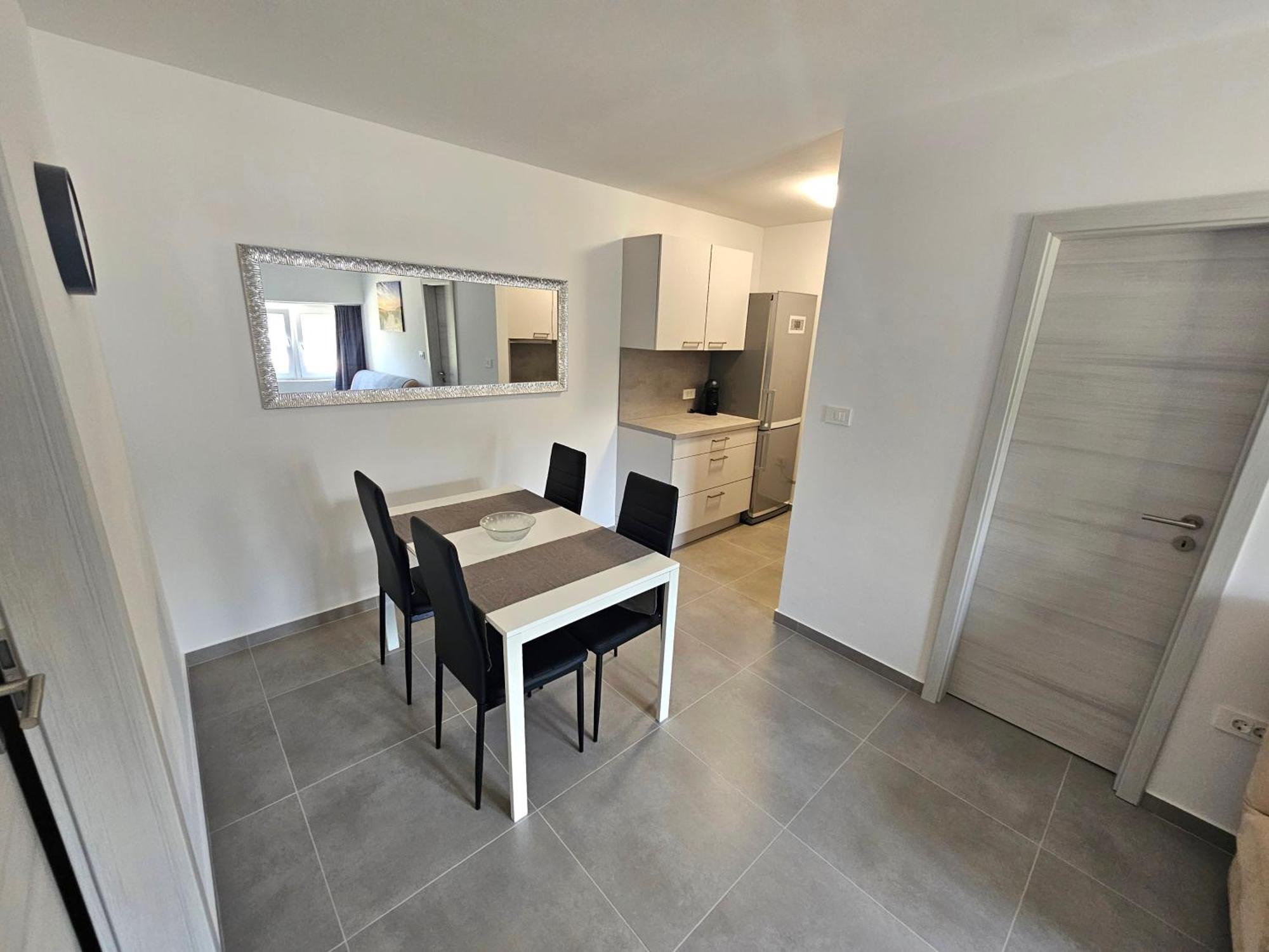 Apartma Bertoki Koper Luaran gambar