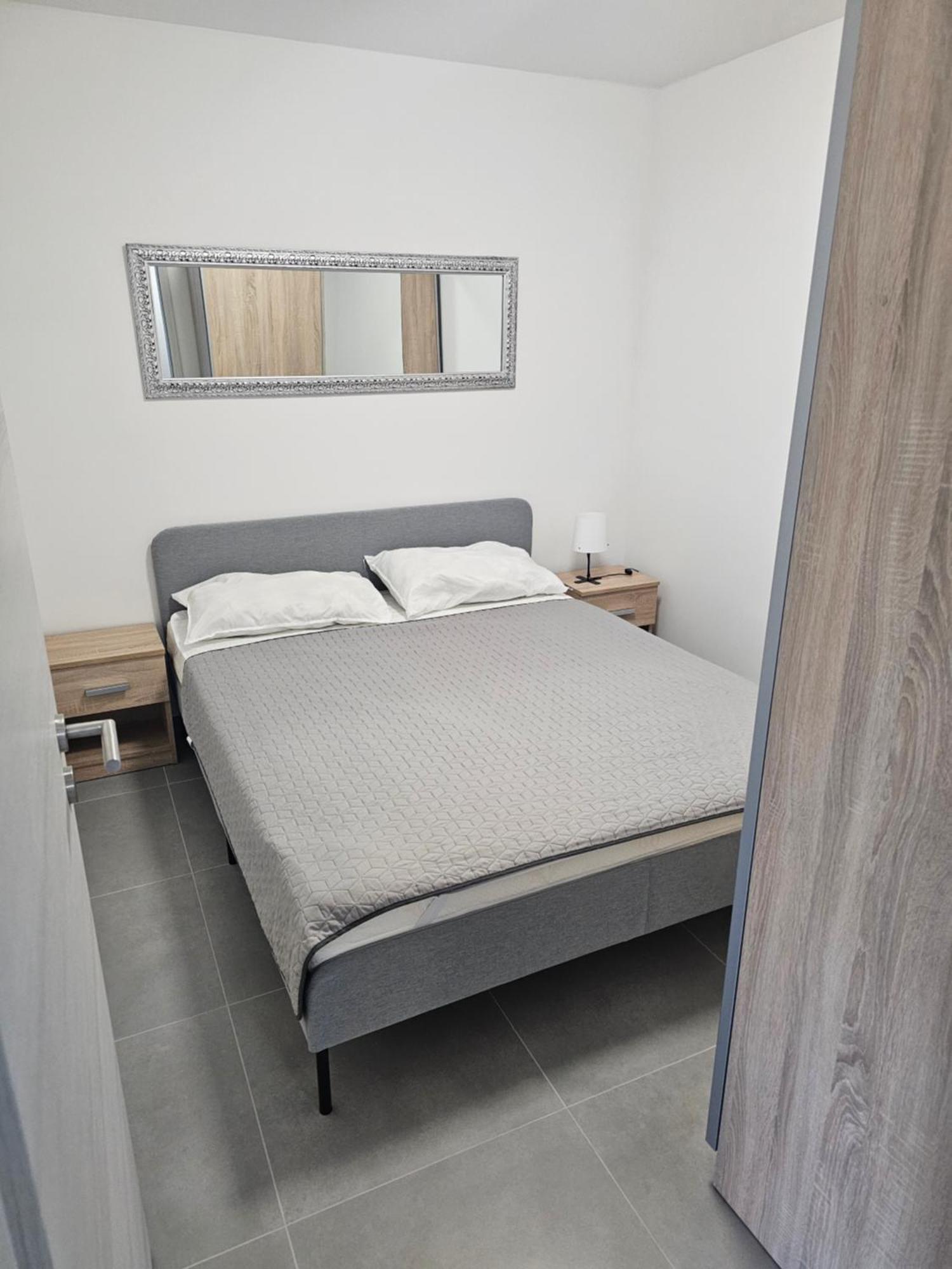 Apartma Bertoki Koper Luaran gambar