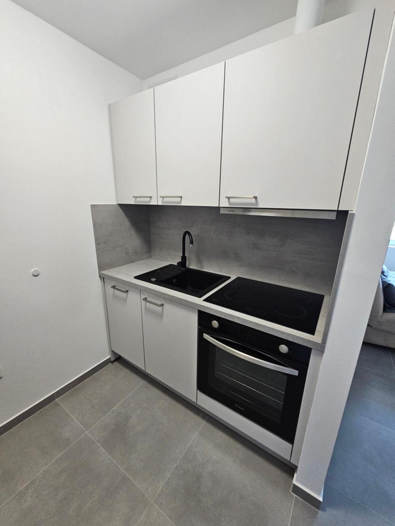 Apartma Bertoki Koper Luaran gambar